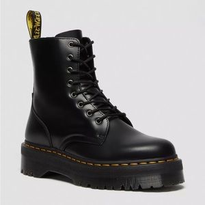 DR MARTENS JADON BOOT SMOOTH BLACK LEATHER PLATFORMS | WOMENS US 5, MENS US 4